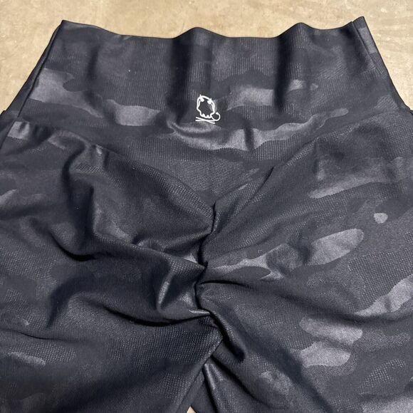 The Drive Clothing Co DDD Camo Booty Scrunch Spandex Womens Shorts S‎ Workout - Picture 9 of 10